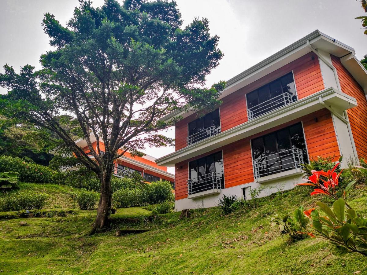 Burbi Lake Lodge Monteverde Exteriör bild